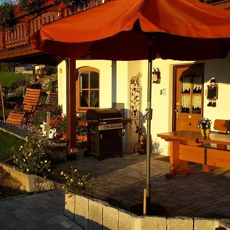 Am Postgarten * לאם